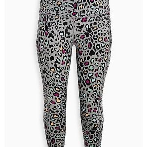 Torrid BLACK LEOPARD WICKING ACTIVE LEGGING